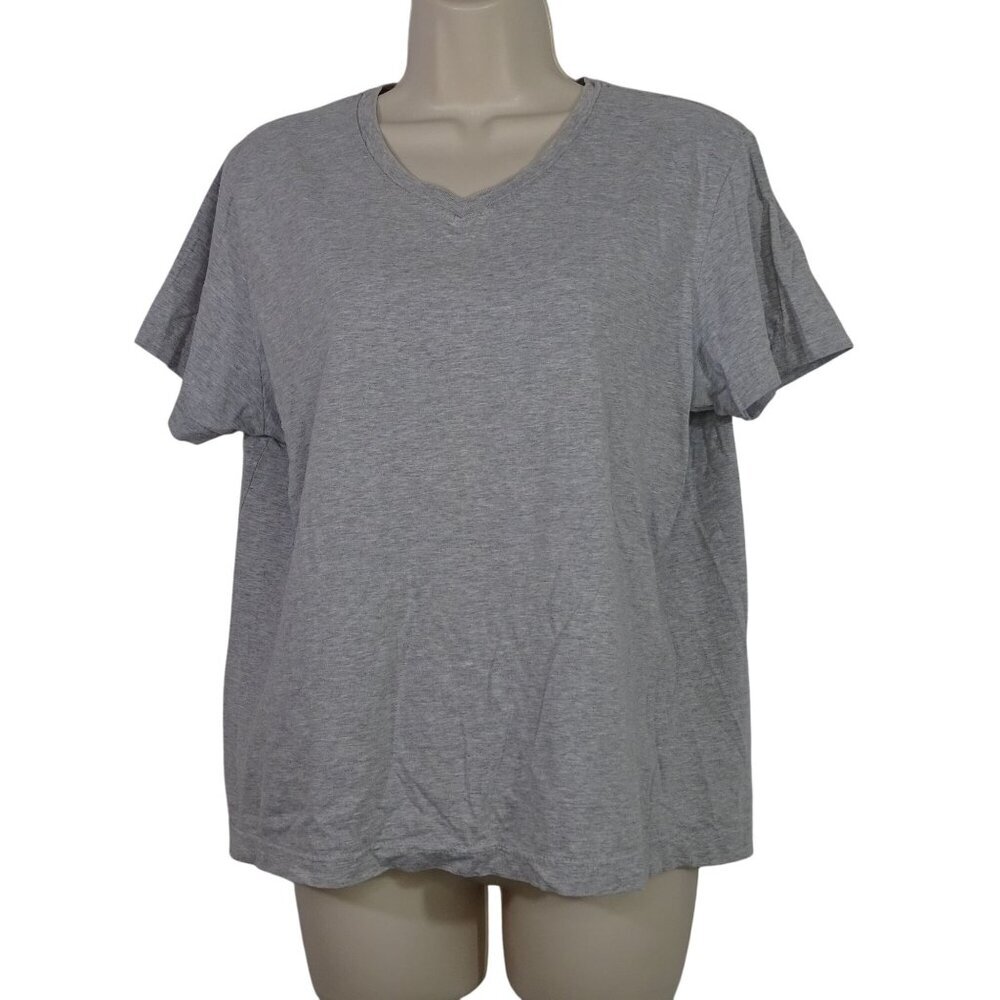 Cheetah V-Neck Heather Gray T-Shirt Women Size M 12 Cotton Short Sleeve